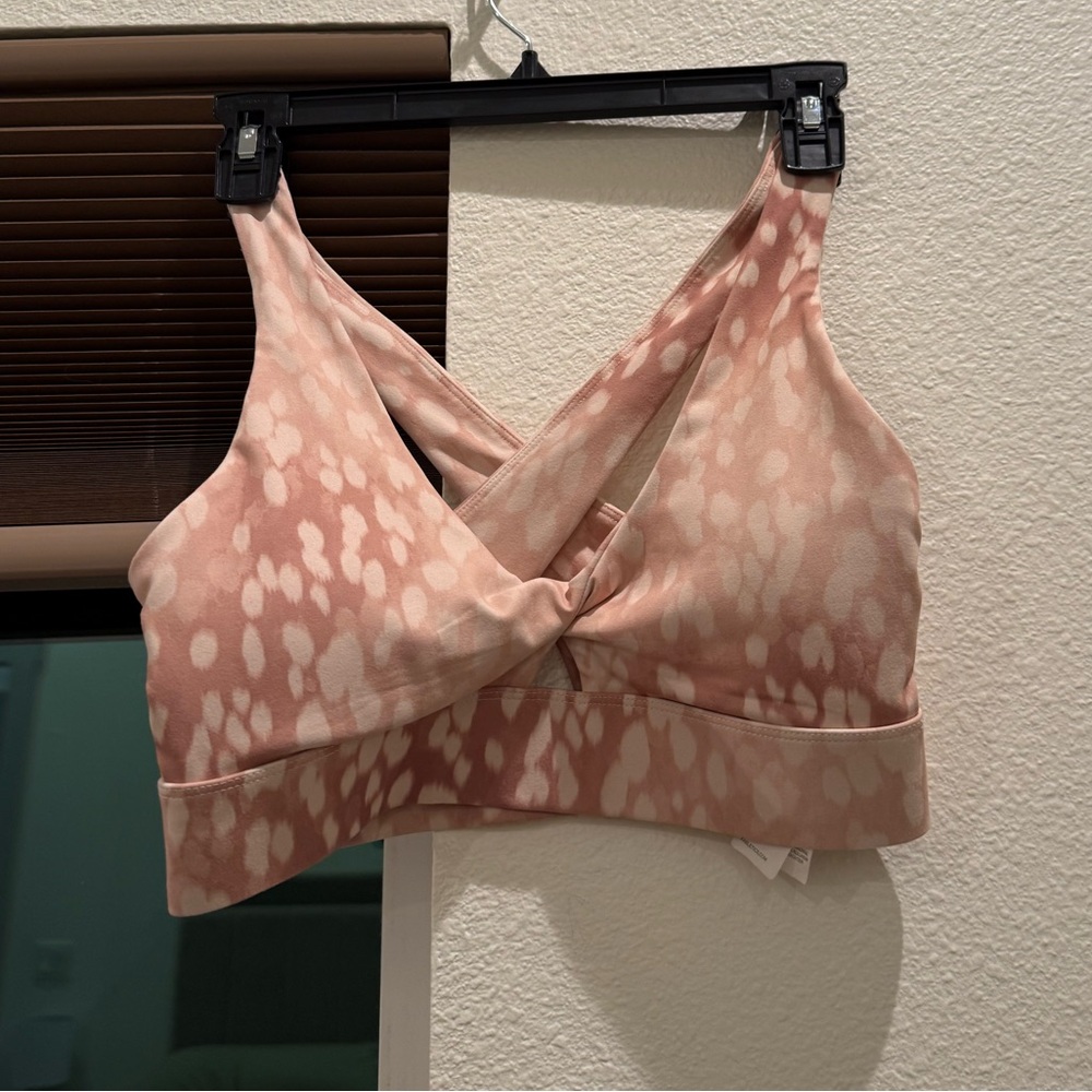 Oasis Fabletics Twist Sports Bra Spotted Doe